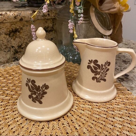 Vintage Pfaltzgraff Village Pattern Cream and Sugar Set USA Made Stoneware - Picture 2 of 11